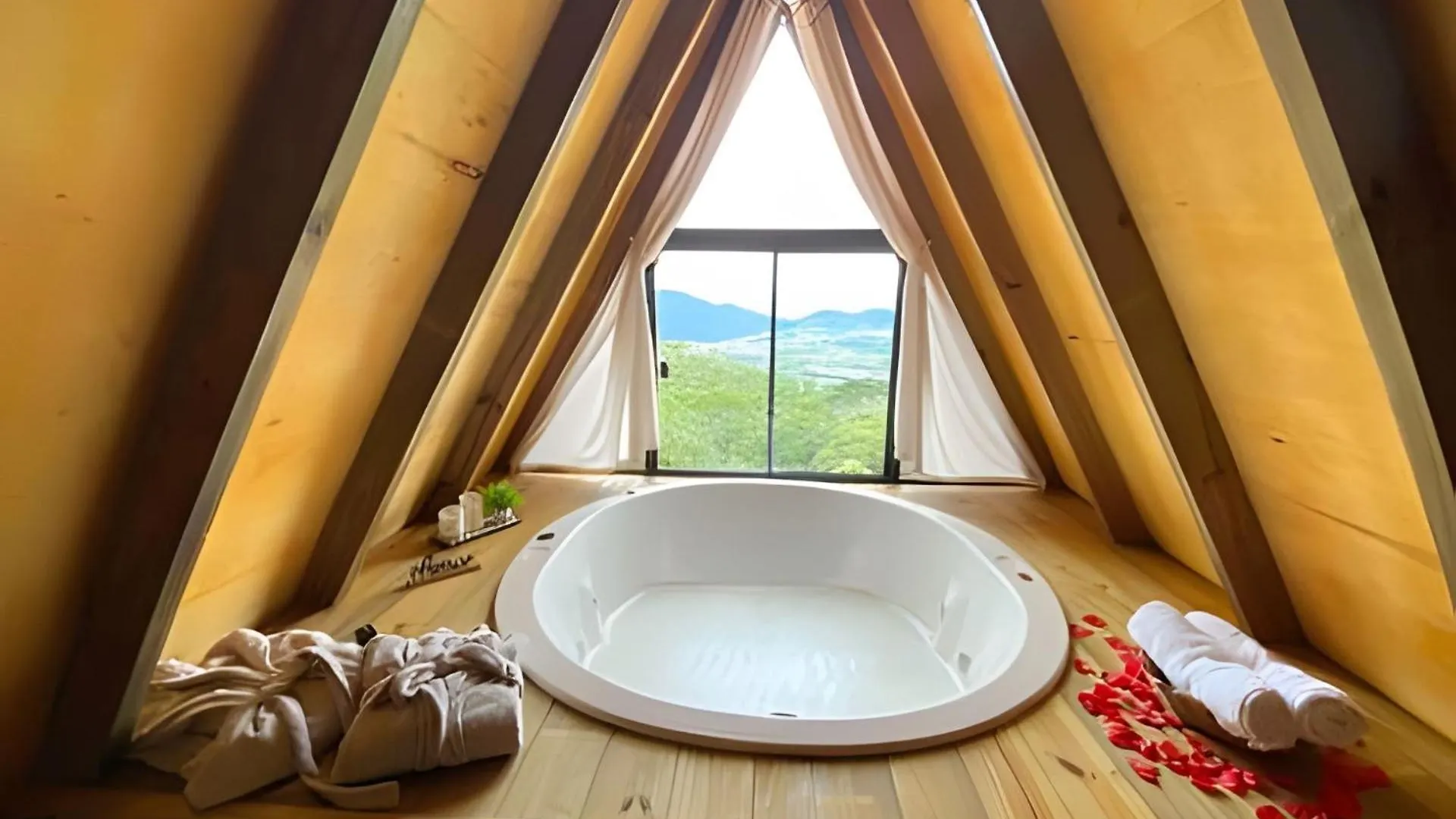 サント・アマロ・ダ・インペラトリスChale Dos Alpes 1 Hidromassagem E Lareiraアパートメント 0*, サント・アマロ・ダ・インペラトリス ブラジル